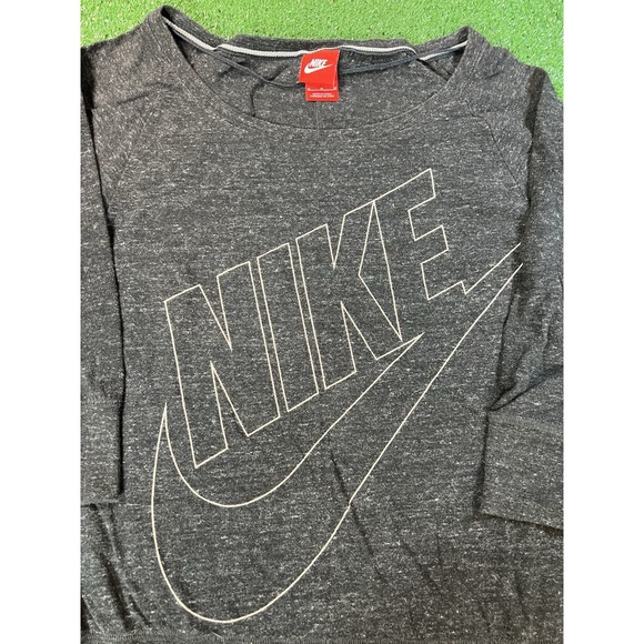 Nike‎ Women's Gray Cropped Athletic Gym Workout Sweatshirt Womens Size MD - Picture 2 of 5